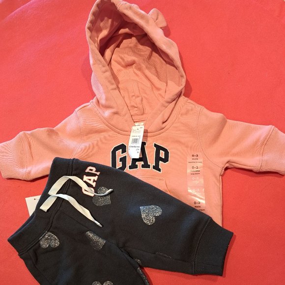 Gap Hoodie and Pants Set - Picture 1 of 3